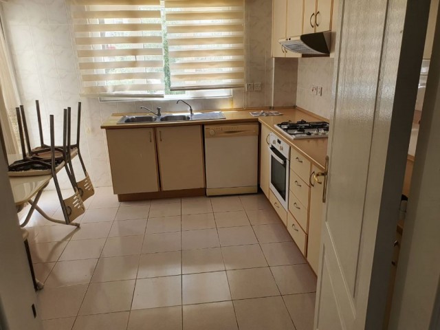 2+1 flat for rent in Zeytinlik, Kyrenia