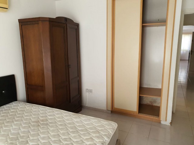 Girne Zeytinlik bölgesinde kiralık 2+1 daire