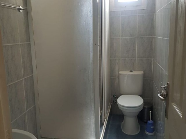 2+1 flat for rent in center of Kyrenia