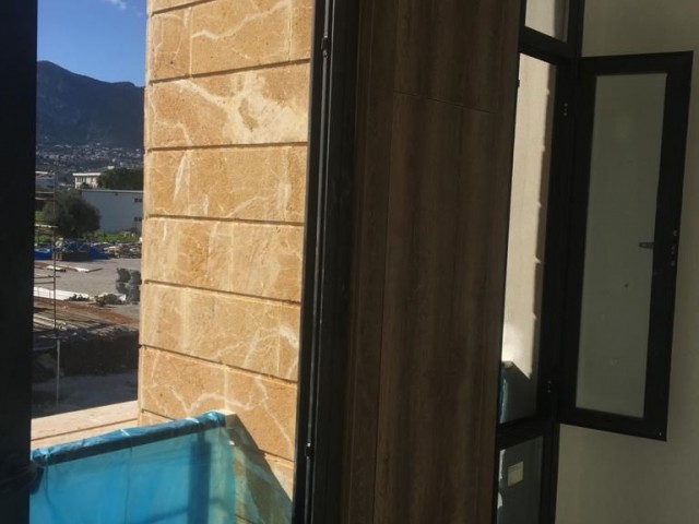 Girne Çatalköy"de satılık çok uygun fiyatlı Villa 