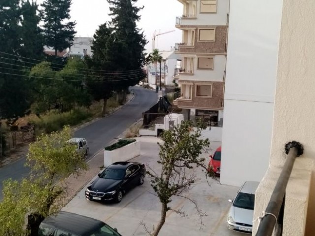 Girne Merkez"de 2+1 satılık daire 