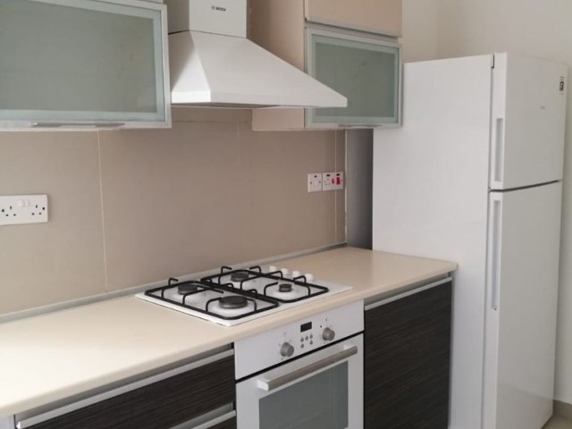 2 bedroom flat for rent in Girne center