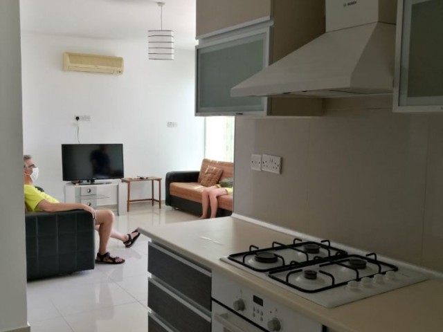 2 bedroom flat for rent in Girne center