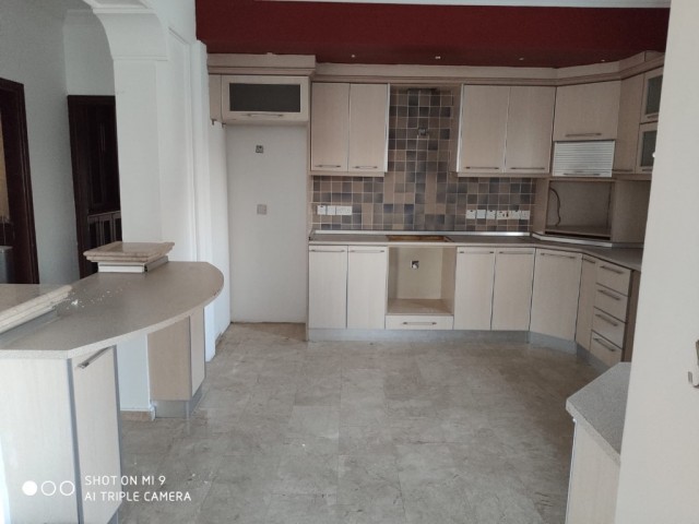 A spacious 2+1 apartment for sale in Nicosia, located in Kyzylbash. URGENT!!! ** 