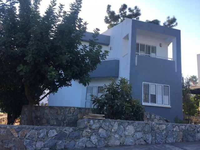 3+1 luxury villa for sale in Çatalköy/Kyrenia