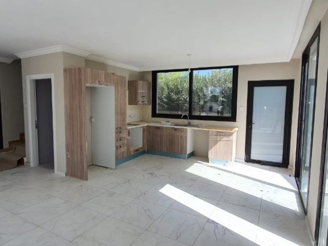 2+1 and 3+1 villas for sale in Kyrenia. Ozanköy area.