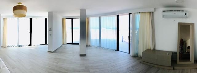 Great and Amazing PENTHOUSE in central location, Sea and Mountains Views and Wide