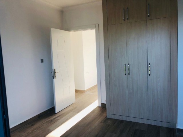 Girne, Alsancak'ta satılık 4+1 Villa, geniş bahçeli, muhteşem manzaralı