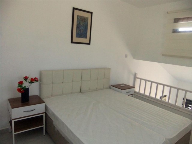 1+1 bahçe veya penthouse apartman Akdeniz kenarında. Taşınmaya hazır