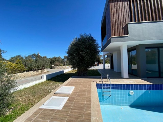 Modern 3+1 villa with pool for sale in Ozanköy.