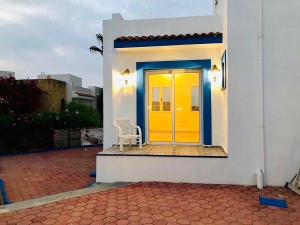 Akdeniz'e yürüyüş mesafede TATLISU'da haftalık  kiralık  3 + 1 villa!