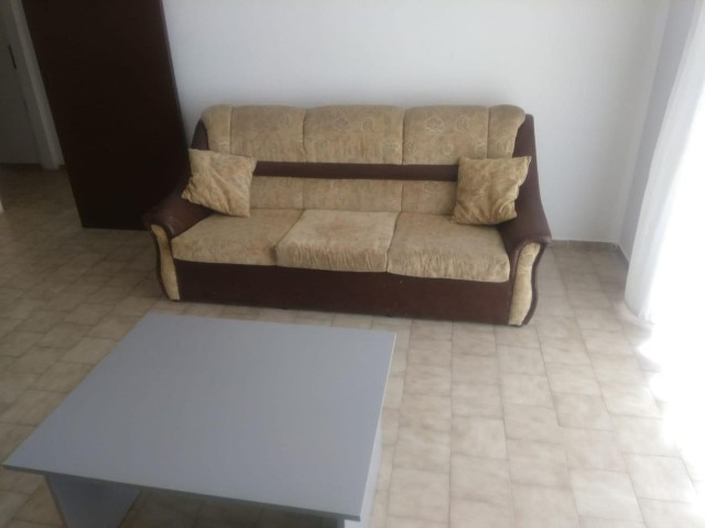 2+1 apartment for rent in center of Kyrenia