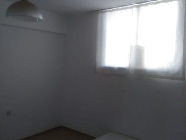 2+1 apartment for rent in center of Kyrenia