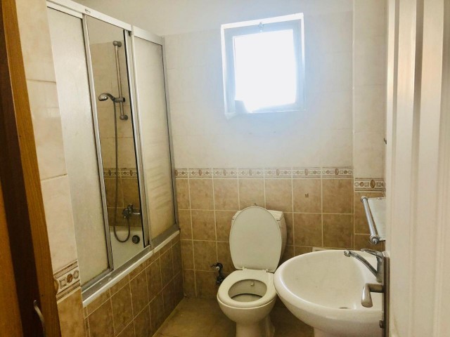 3+1 Wohnung zum Verkauf in Kyrenia, Kashgar Hotel, nur 200 m vom Meer entfernt ** 