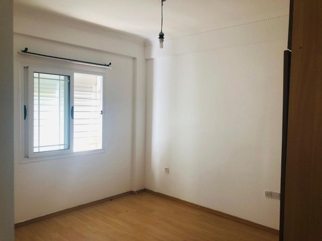 3+1 Wohnung zum Verkauf in Kyrenia, Kashgar Hotel, nur 200 m vom Meer entfernt ** 