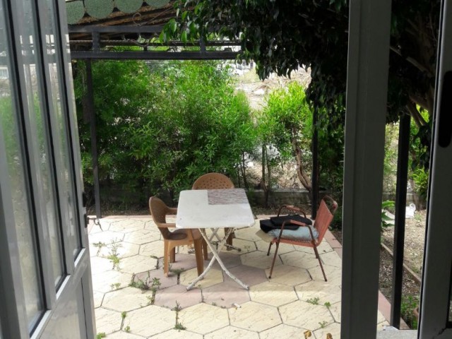 2+1 apartment for sale  in center of Kyrenia