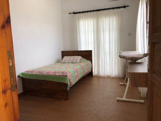 Bellapais'te kiralık 3+1 villa