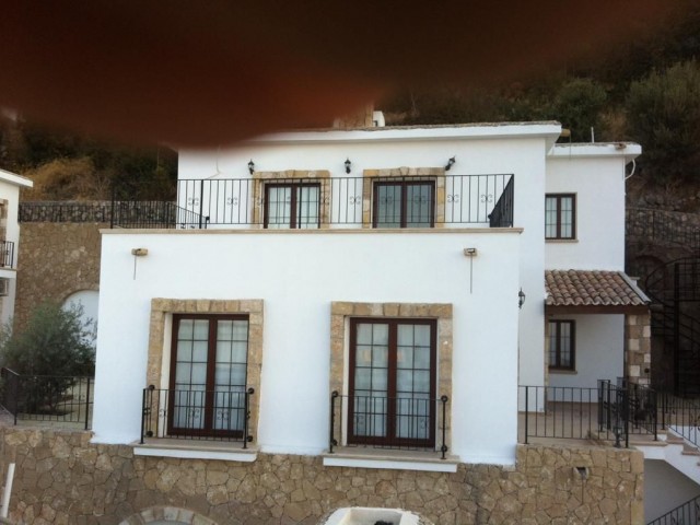 3+1 villa for daily rent in Bellapais