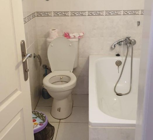 Esentepe'de satılık 4+1 villa, denize sifir 