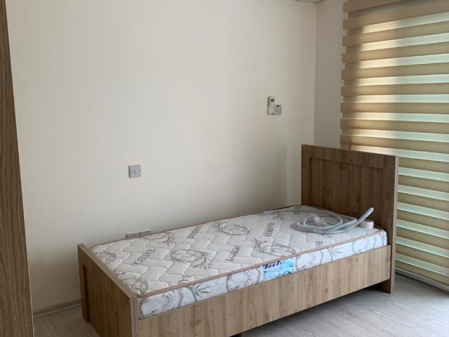 3+1 penthouse-Wohnung zum Verkauf im Zentrum von Kyrenia, ausgezeichnete Meer-und Bergblick ** 