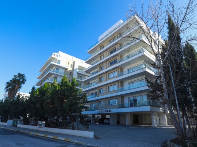 GİRNE MERKEZ'DE SATILIK 3+1 DAİRE