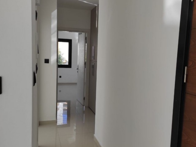 New magnificent 2+1 flat 85 m2 in Kyrenia Center.  The deed is ready!