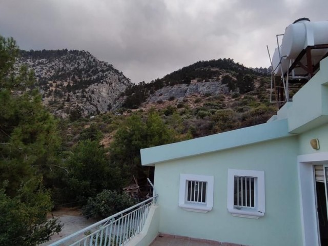 4 acres of land for sale in Ilgaz and a 3+1 villa.  Sea, mountain, scenic view!