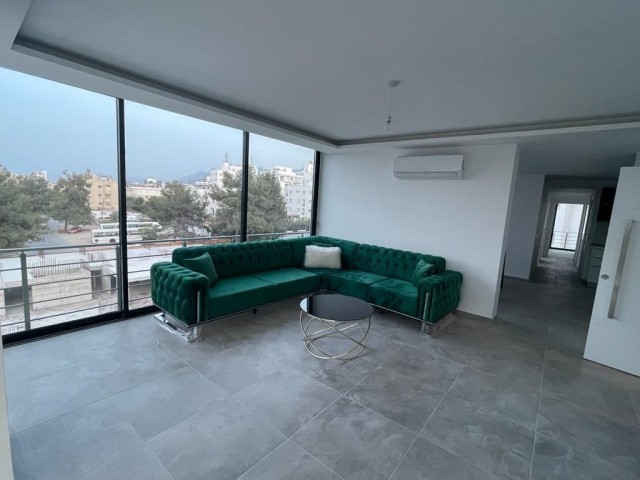 3+1 luxury,new apartment for rent in center of Kyrenia