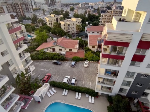 2+1 apartment for sale in Girne center in Residance with swimming pool