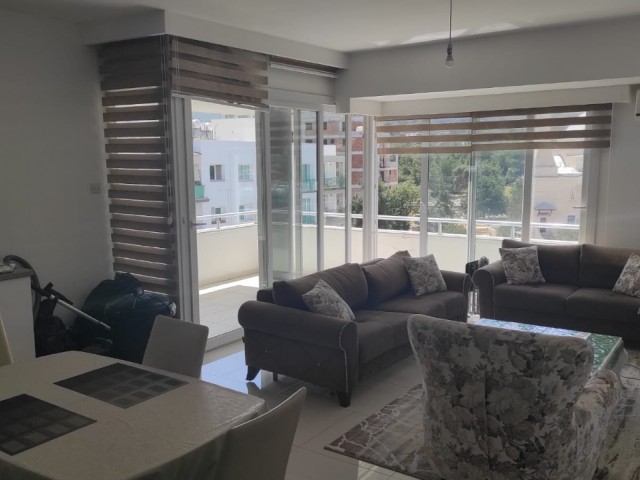 2+1 apartment for sale in Girne center in Residance with swimming pool