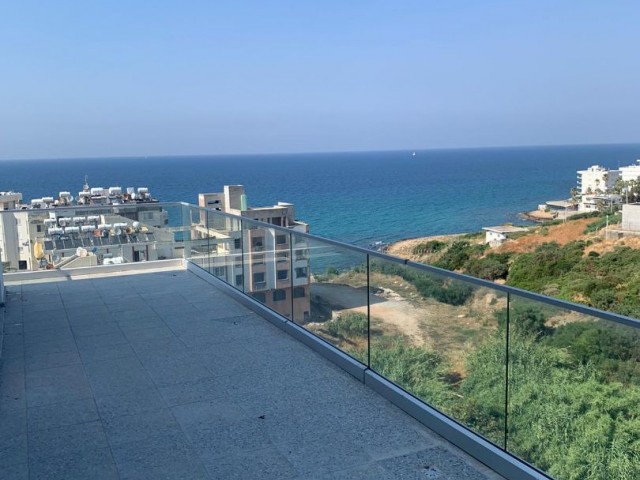 Girne Merkez'de satılık yeni,geniş 2+1 daire,KAPANMAZ DENİZ MANZARALI  Kaşgar bölgesinde