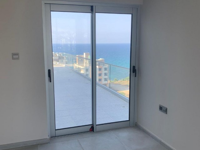 2+1 apartment for sale in center of Kyrenia, amazing SEA VİEW Kaşgar area