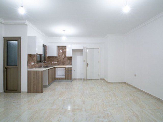 2+1 apartment for sale in Girne Center, in Pia Bella area