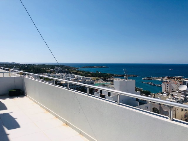 3 + 1 Penthouse zum Verkauf mit Meerblick im Zentrum von Kyrenia ** 