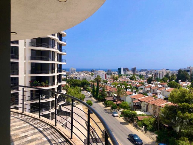 Girne’de 2+1 sıfır eşyalı daire modern Rezidansta.