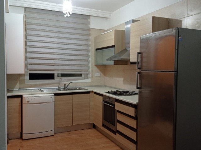 2+1 apartment for rent in the center of Kyrenia in site with swimming pool 