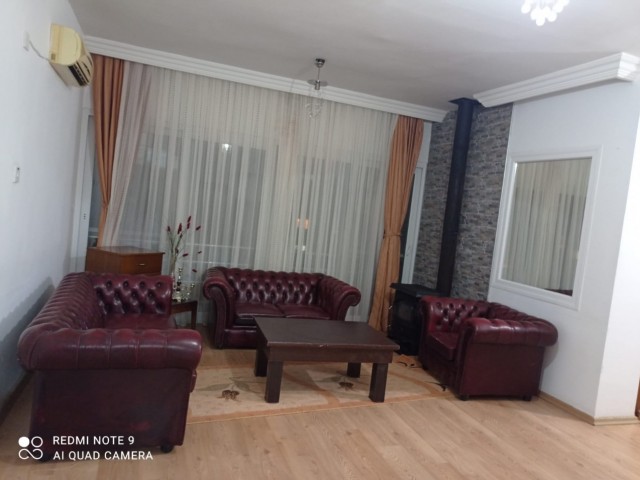 2+1 apartment for rent in the center of Kyrenia in site with swimming pool 