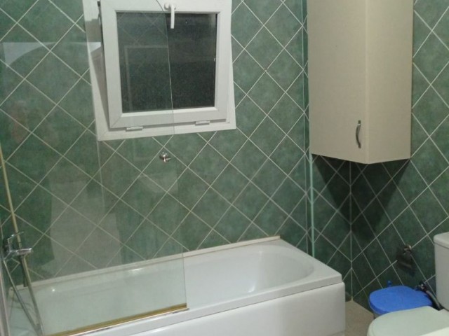 2+1 apartment for rent in center of Kyrenia,Kaşgar court area