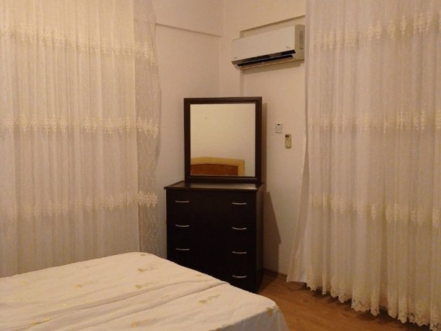 2+1 apartment for rent in center of Kyrenia,Kaşgar court area