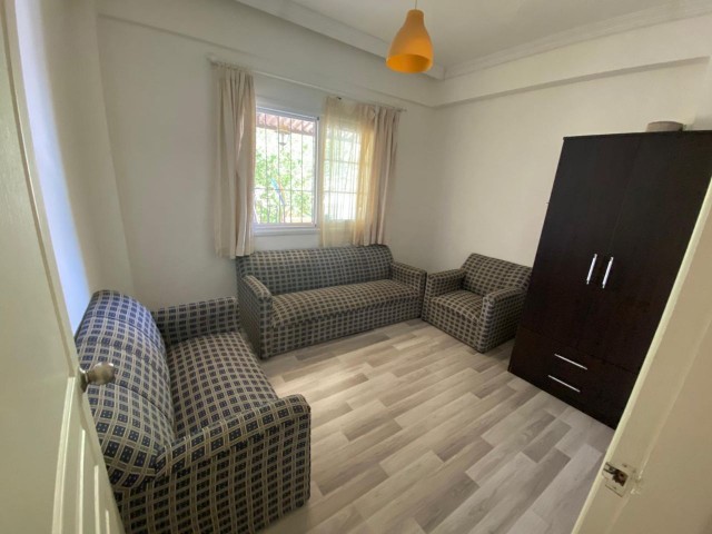 Girne Merkez'de kiralık  geniş 3+1 daire, Yukari Girne 