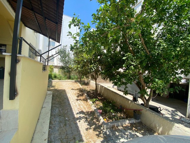 3+1  large apartment for rent in center of Kyrenia,Yukari Girne