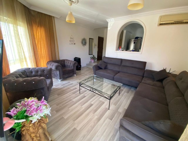 Girne Merkez'de kiralık  geniş 3+1 daire, Yukari Girne 