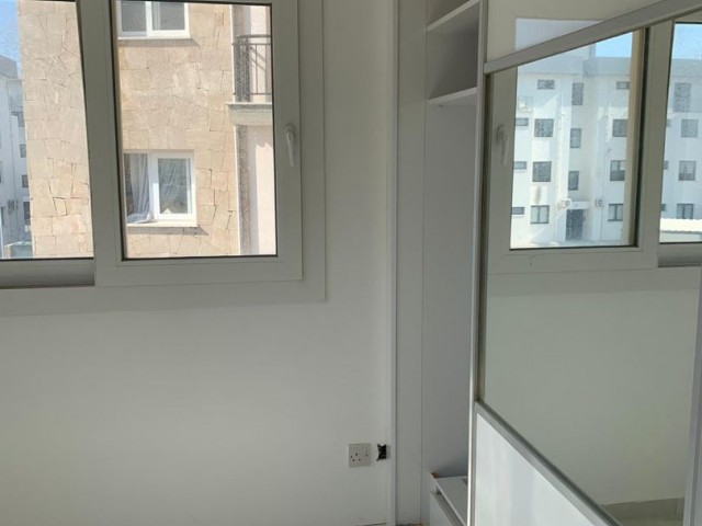 3+1 loft Wohnung zum Verkauf in Alsancak, Erdgeschoss!!! ** 