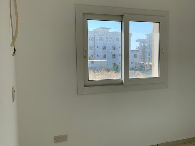 3+1 loft Wohnung zum Verkauf in Alsancak, Erdgeschoss!!! ** 