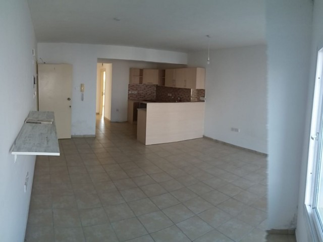 2+1 apartment for sale in Alsancak, Shock PRİCE!!!!