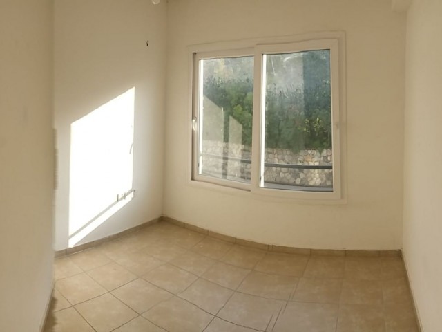 2+1 apartment for sale in Alsancak, Shock PRİCE!!!!