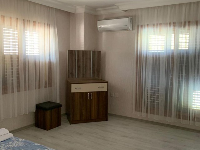 3+1 villa for rent in Karşiyaka, with pool 