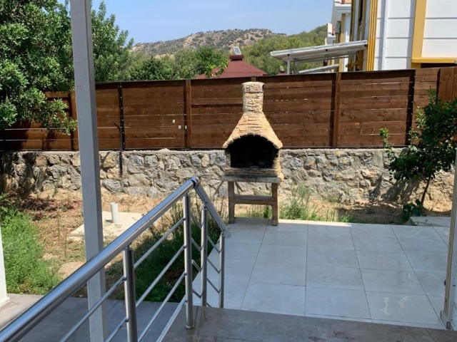 3+1 villa for rent in Karşiyaka, with pool 