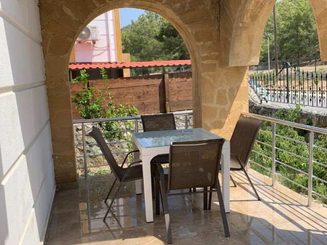 3+1 villa for rent in Karşiyaka, with pool 