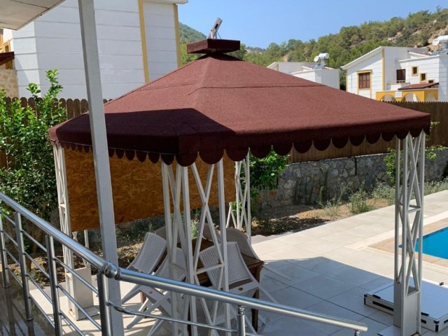 3+1 villa for rent in Karşiyaka, with pool 